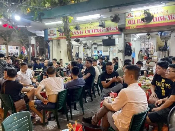 ハノイビアホイ