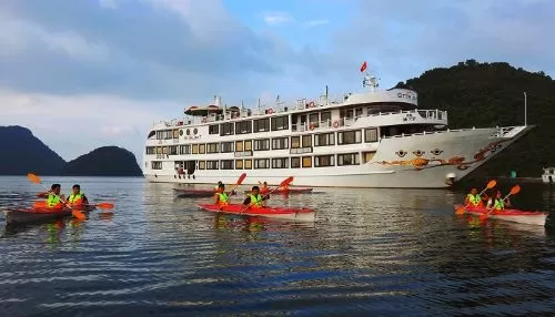ハロン湾日帰りと一泊旅