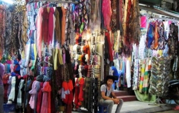 [ハノイ市内観光]・HangGai通り・ハンガイ通り・ハノイ高級シルク製品の聖地・ハノイナ観光情報